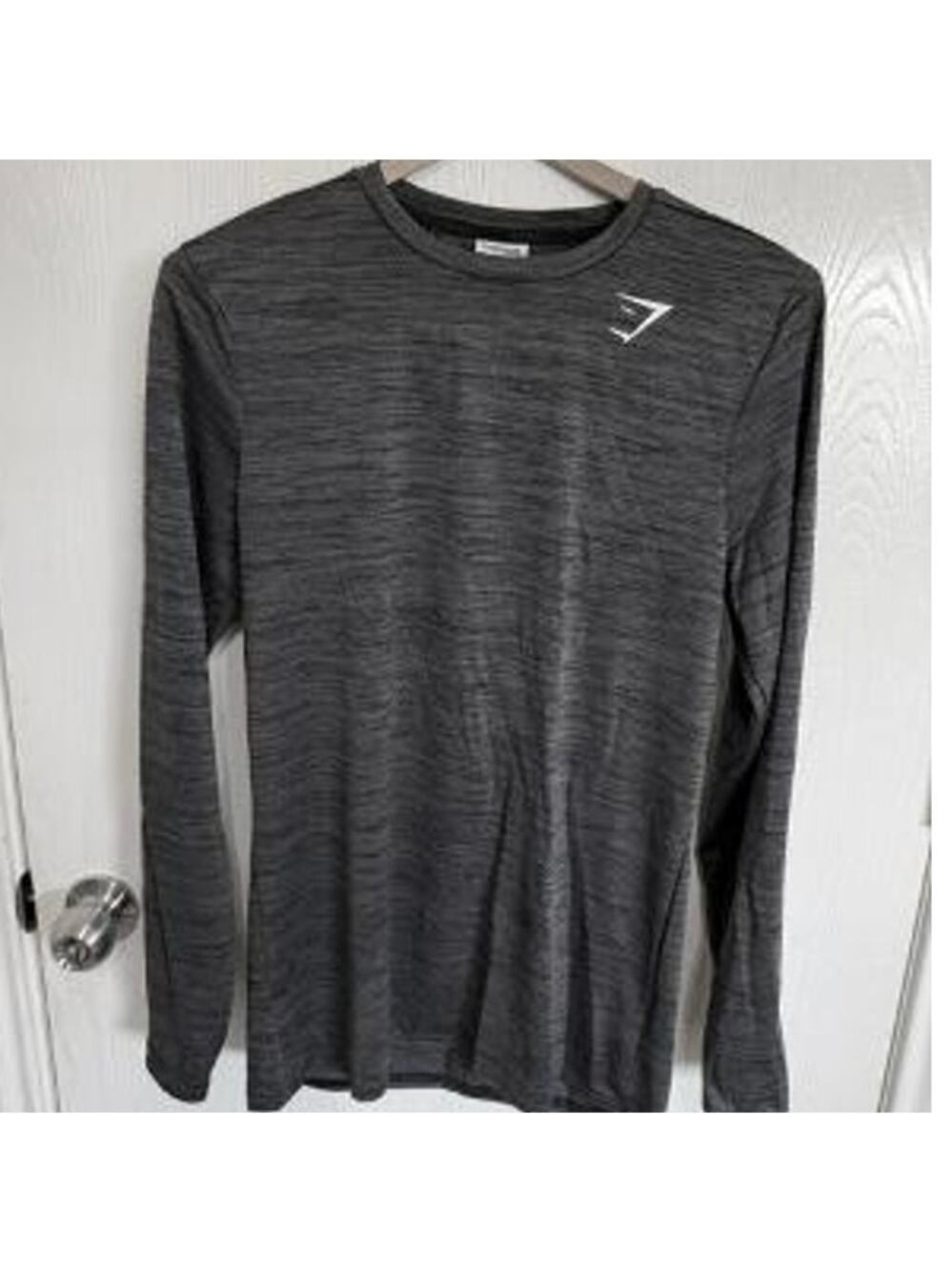 Men’s Gymshark Gray Long Sleeve -L